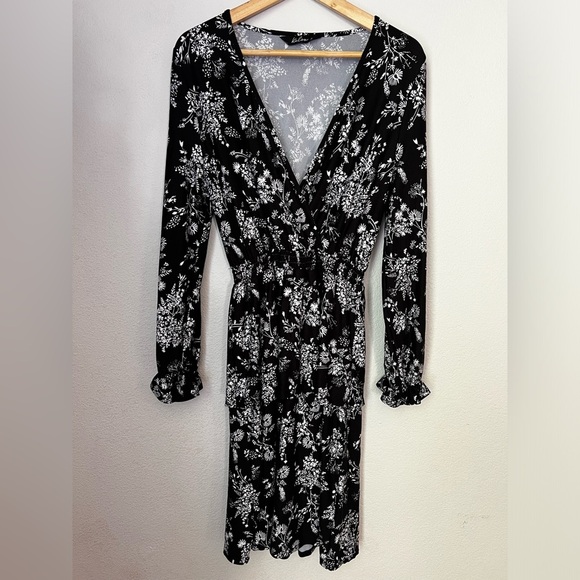 Kelso V-Neck Cinched Wrist And Waist Knee Length Dress Size 10 - Picture 1 of 5